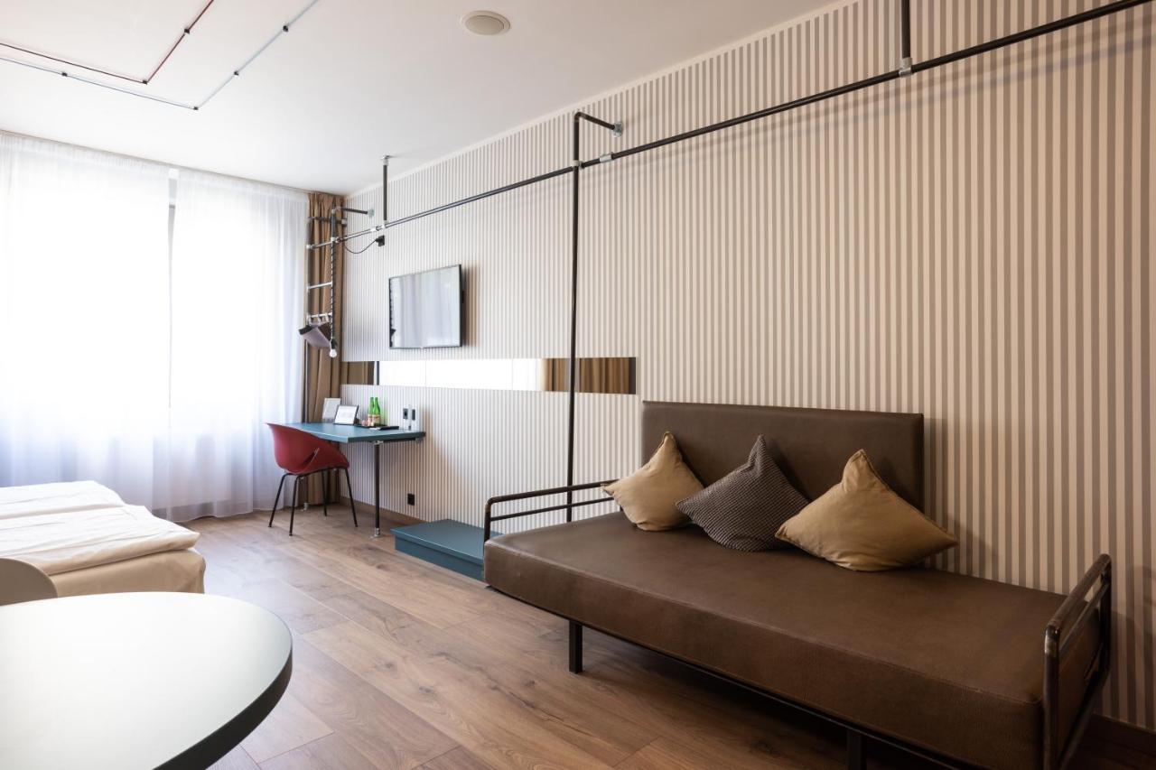 Hotel Miss Sophie'S Downtown Praga Exterior foto